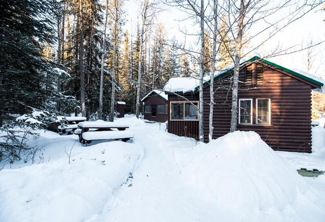 Hi Maligne Canyon - Hostel แจสเปอร์ ภายนอก รูปภาพ